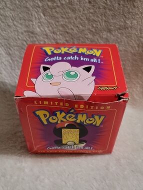 1999 Burger King 23K Gold-Plated Jigglypuff Card